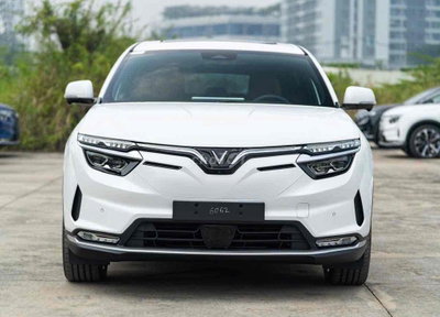 VF8 LUX PLUS VẬN HÀNH CHI PHÍ = O,170TR NHẬN XE