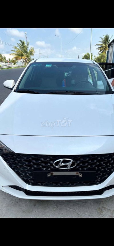 Hyundai Accent 2021 MT Trắng 64000 km