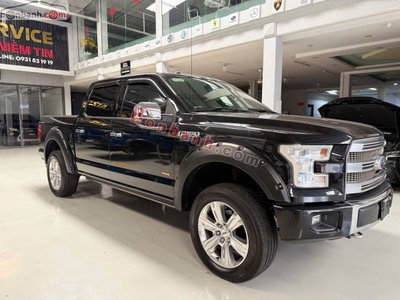 Xe Ford F150 Platinum 2015