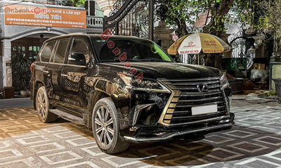 Xe Lexus LX 570 Super Sport 2016