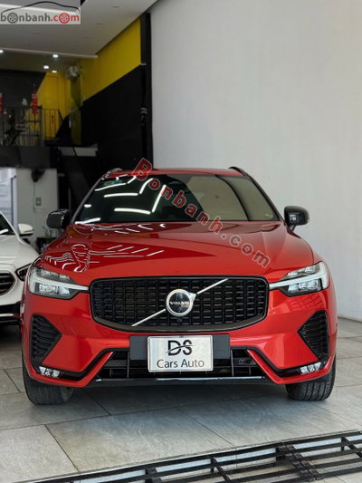 Xe Volvo XC60 R-Design B6 AWD 2021