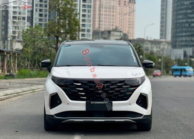 Xe Hyundai Custin Đặc Biệt 1.5T 2024