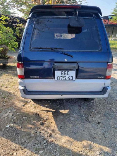 Mitsubishi Jolie Xanh dương