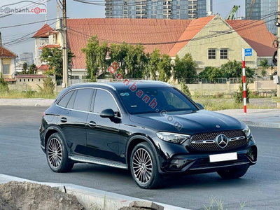 Xe Mercedes Benz GLC 300 4Matic 2023