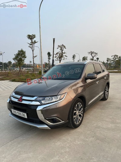 Xe Mitsubishi Outlander 2.0 CVT Premium 2018