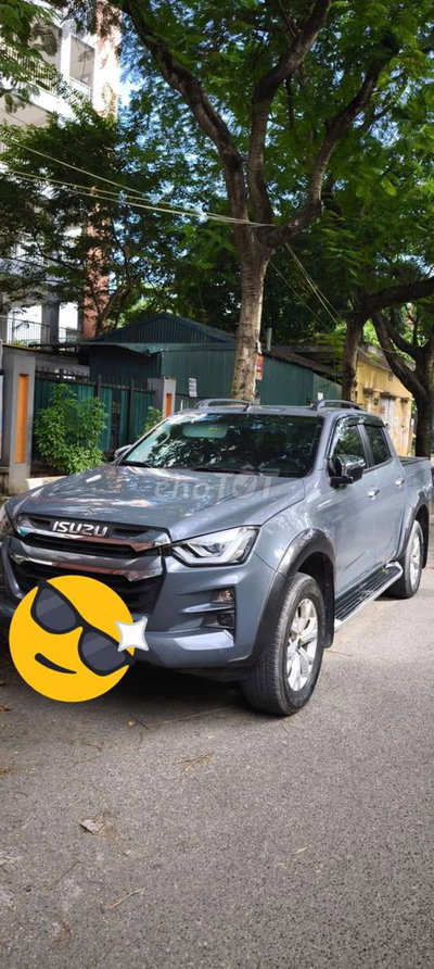 Isuzu D-Max Hilander Xám