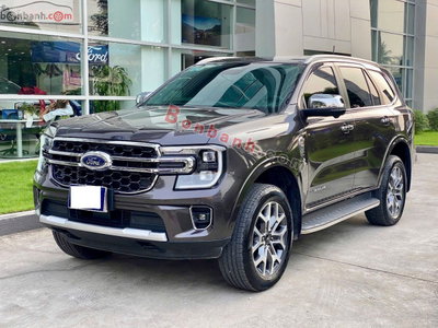 Xe Ford Everest Titanium Plus 2.0L 4x4 AT 2023