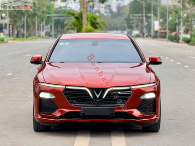 Xe VinFast Lux A 2.0 Base 2.0 AT 2021