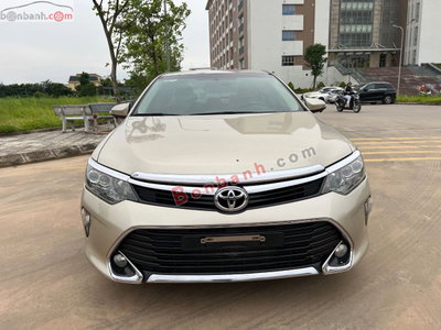 Xe Toyota Camry 2.0E 2017