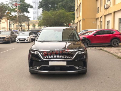 Xe Kia Carnival Signature 2.2D 2024
