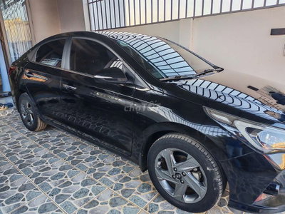 Hyundai Accent 1.4 ATH Đen 2v8 km