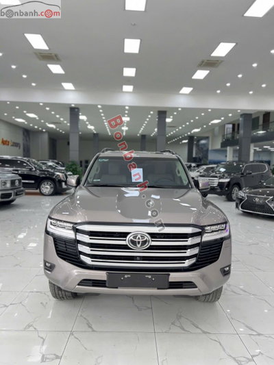 Xe Toyota Land Cruiser 3.5 V6 2024