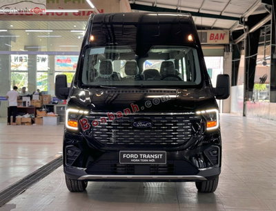 Xe Ford Transit Premium 2026