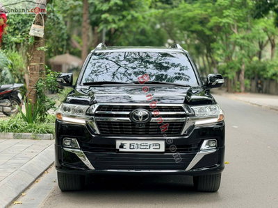 Xe Toyota Land Cruiser VX.R 5.7 V8 2016