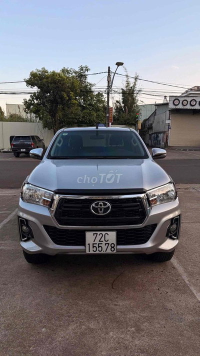 TOYOTA HILUX E 2019 AT 4X2 Chất miễn bàn