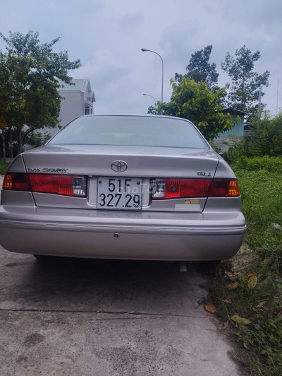 Toyota Camry 2001 GLI Hồng phấn