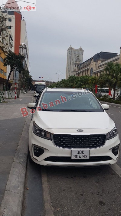 Xe Kia Sedona 2.2 DAT Luxury 2020