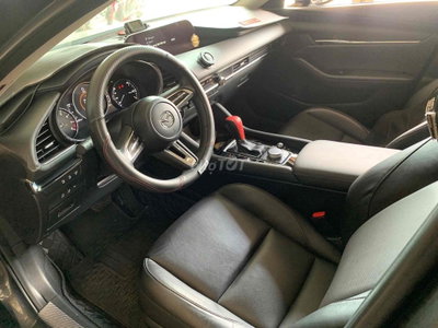 Mazda 3 2022 1.5L Luxury - 24000 km
