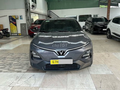 VINFAST VF6 PLUS 24 - FREE SẠC KGH 6/2027
