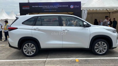 Toyota Ô tô màu Trắng