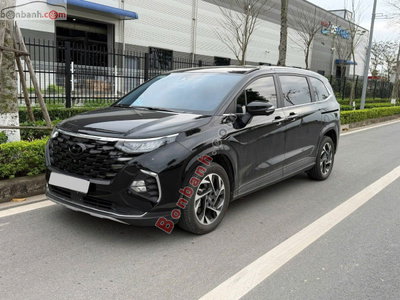 Xe Hyundai Custin Cao Cấp 2.0T 2025