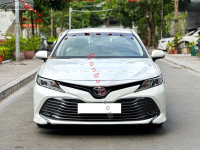 Xe Toyota Camry 2.0G 2021