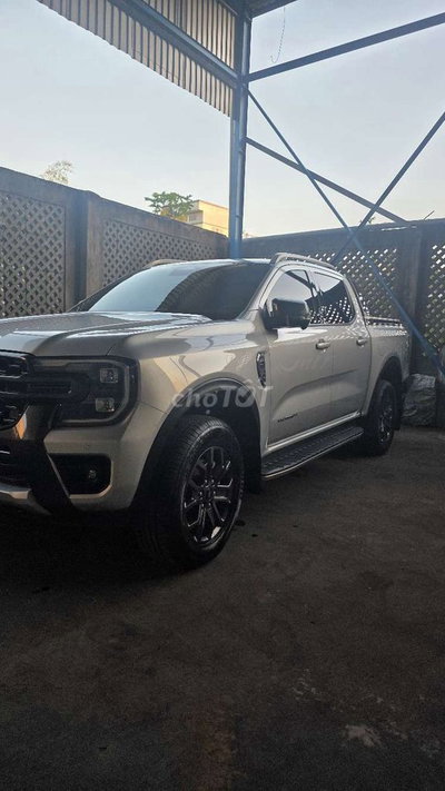 Ford Ranger Wildtrak Bạc