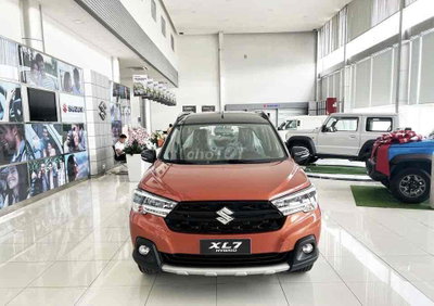 Suzuki XL7 2025 giảm 75tr tiền mặt tặng phụ kiện