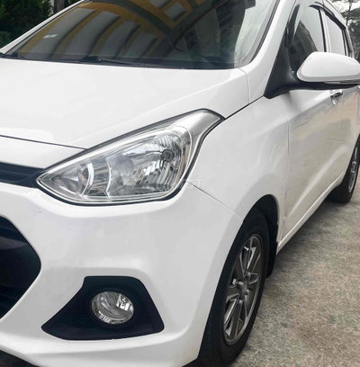 Hyundai i10 Bản đủ Trắng chính chủ HN, sx 2015