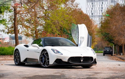 Xe Maserati MC20 3.0 V6 AT 2021