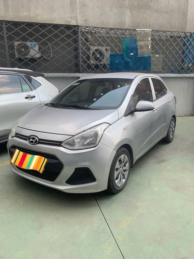Hyundai i10 2016 Số sàn 90086 km Bạc