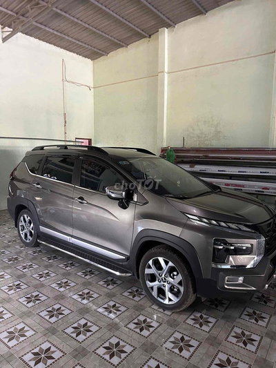 Mitsubishi Xpander Cross 2023 Nâu 9000 km