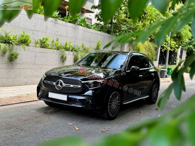 Xe Mercedes Benz GLC 300 4Matic 2024