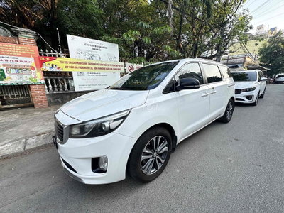 Kia Sedona 2018 Trắng ngọc trai