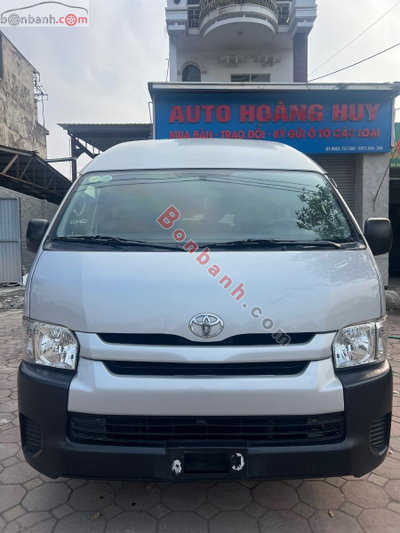 Xe Toyota Hiace 2.5 2015