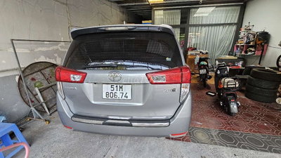 Toyota Innova 2019 2.0E Bạc