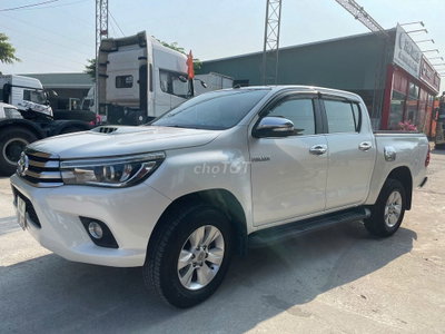 Toyota Hilux 2015 Trắng Bán tải