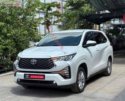 Xe Toyota Innova Cross 2.0 CVT 2024