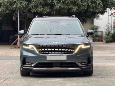 Kia Carnival 2023 Signature 2.2D - 58000 km
