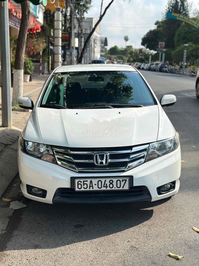 Honda City 2014 50.000 km Trắng
