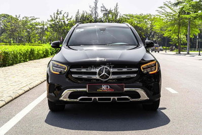 GLC200 facelift - 2021 màu đen rất ngầu siêu đẹp