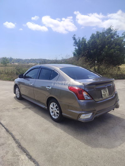 Nissan Sunny 2019 Nâu