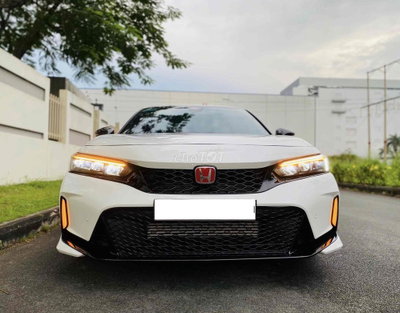 Honda Civic RS 2024 Trắng 26.000 km