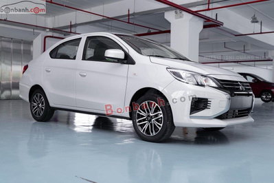 Xe Mitsubishi Attrage 1.2 MT 2025