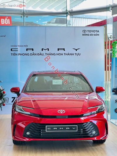 Xe Toyota Camry 2.0Q 2026