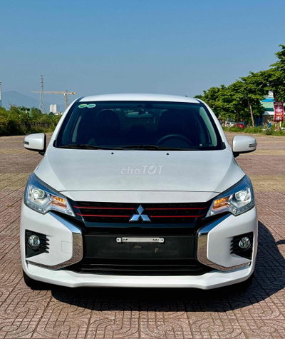 Mitsubishi Attrage 2023 Premium 1.2 CVT - 49000 km