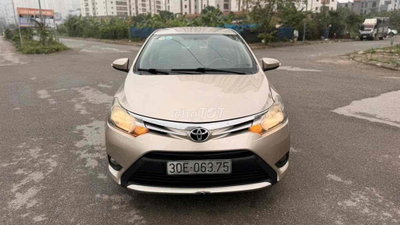 Toyota Vios 2016 E Vàng cát