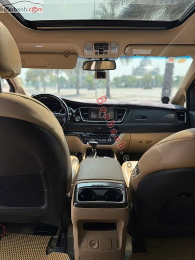 Xe Kia Sedona 2019