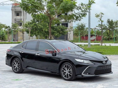 Xe Toyota Camry 2.5Q 2022