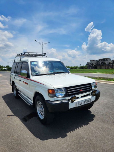 Mitsubishi Pajero 09 chỗ